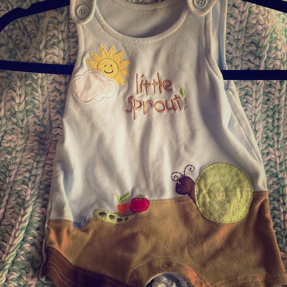 Wishes and kisses adorable overall set size 3-6 mo